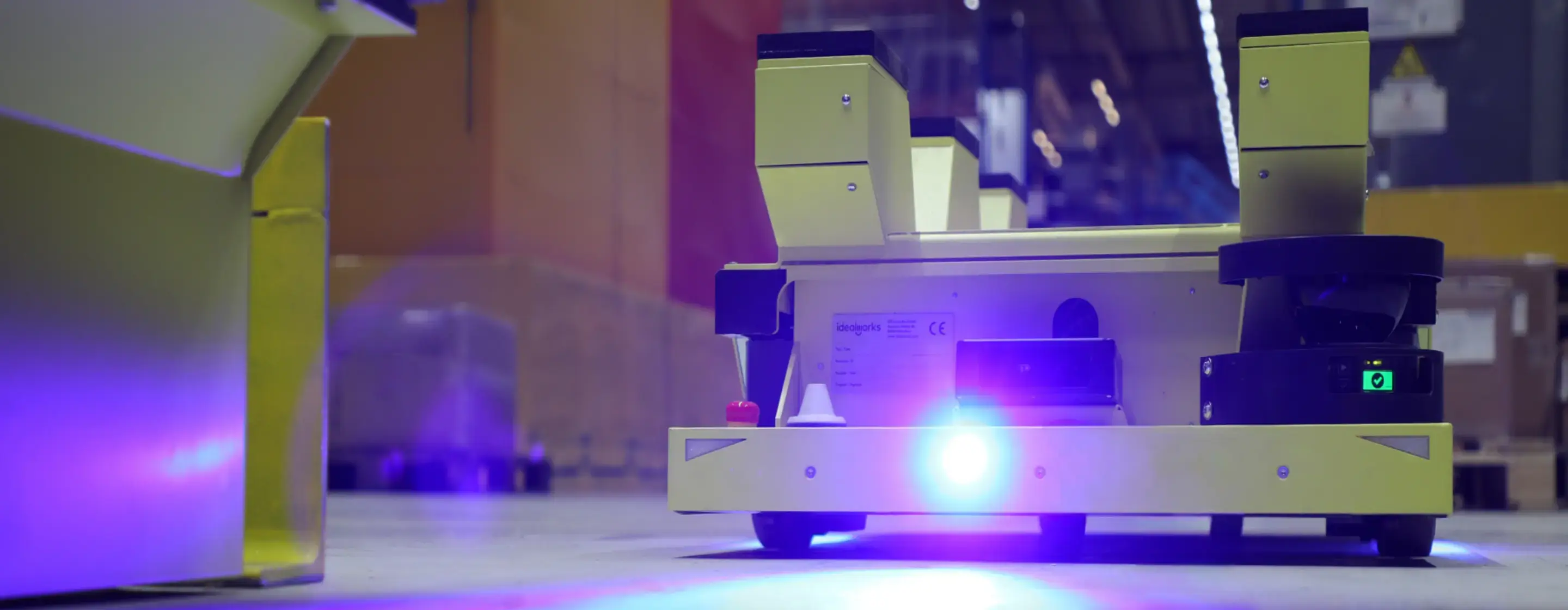 202307-AMRs vs. AGVs- Marketing-Gimmick oder eine Evolution in der Logistik?-2880x1120